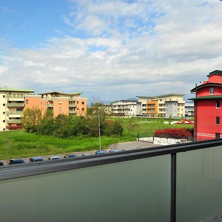 Moderno Trilocale Laura Apartment ดาลมิเน ภายนอก รูปภาพ