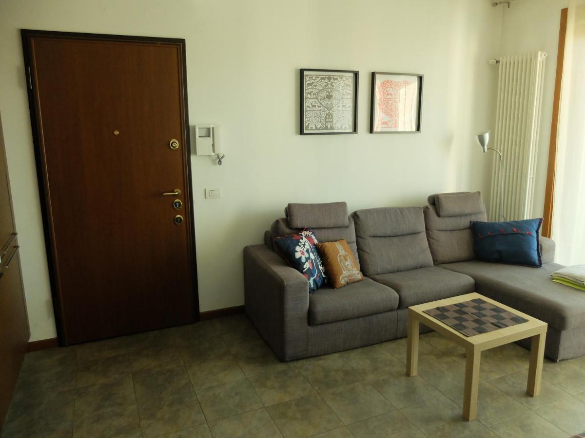 Moderno Trilocale Laura Apartment ดาลมิเน ภายนอก รูปภาพ