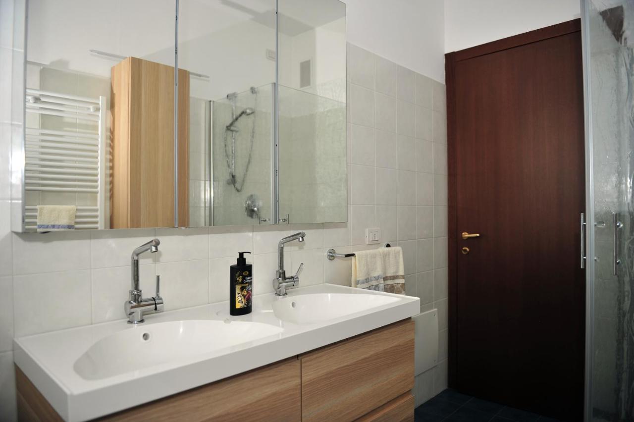 Moderno Trilocale Laura Apartment ดาลมิเน ภายนอก รูปภาพ