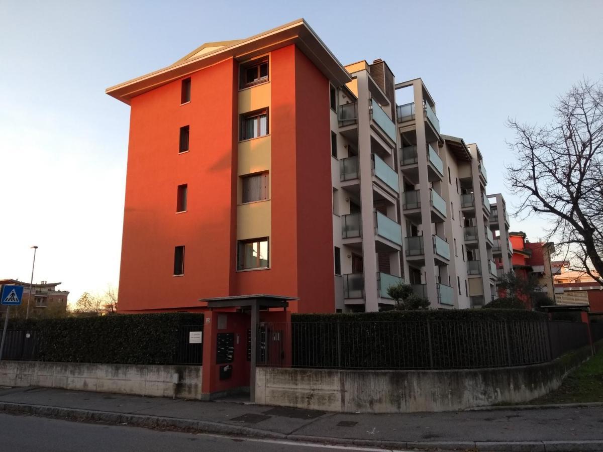 Moderno Trilocale Laura Apartment ดาลมิเน ภายนอก รูปภาพ